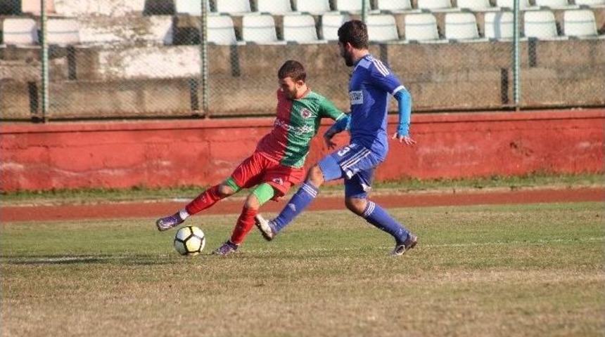 Yalovaspor İlk Yarıyı Mağlubiyetle Kapattı