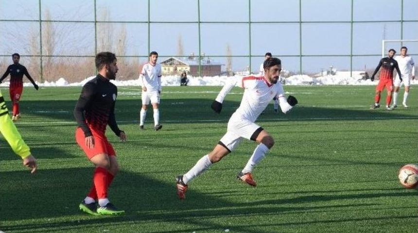 İn&ouml;n&uuml; &Uuml;niversitesispor Sahasında 1-0 Mağlup Oldu