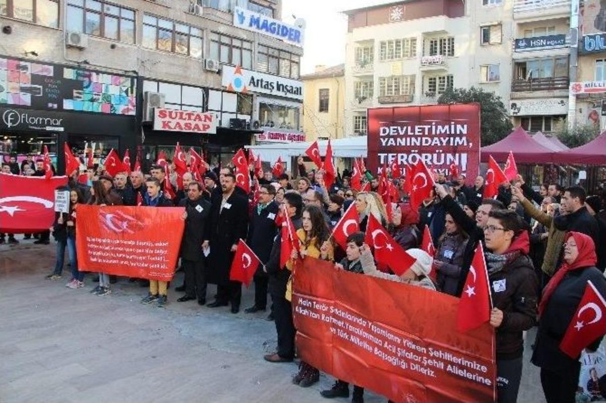 Makedonya G&ouml;&ccedil;menlerinden Ter&ouml;re Tepki