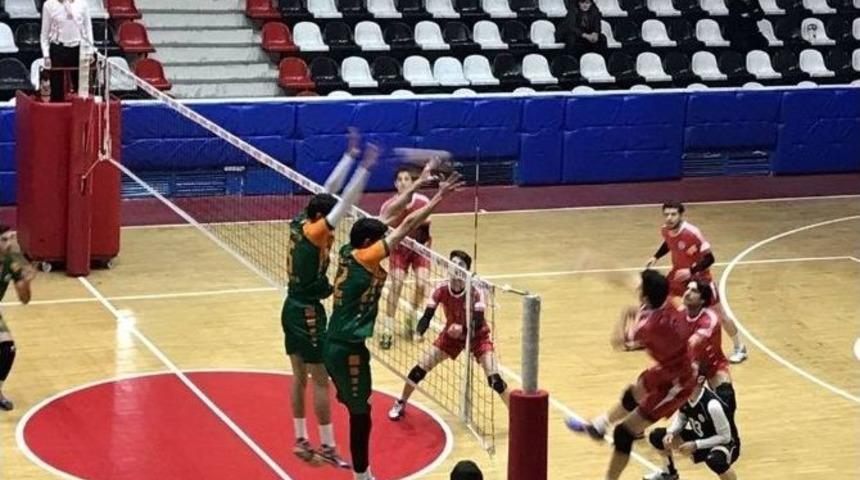 Malatya B&uuml;y&uuml;kşehir Voleybol Takımı Rakibini 3-0 Mağlup Etti