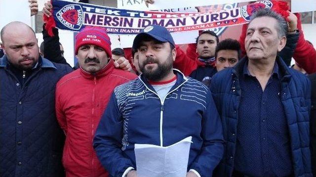 Mersin İdmanyurdu Taraftarlarından Yönetime Tepki