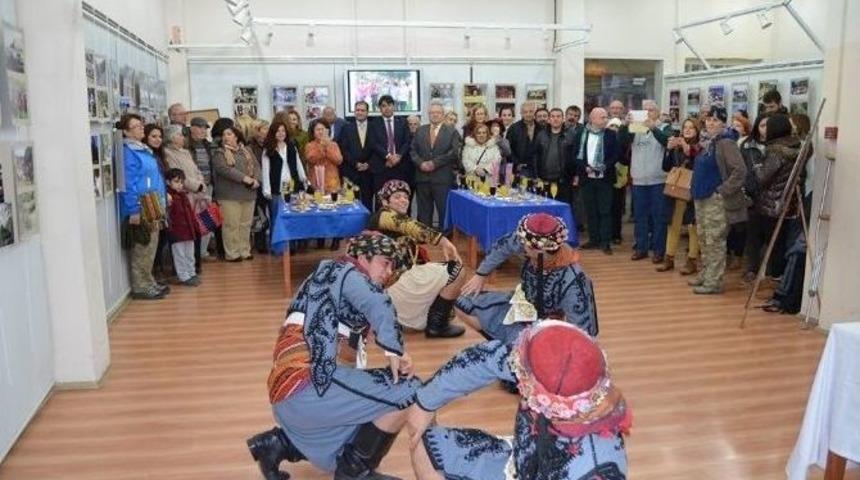 Fo&ccedil;a Folk&rsquo;tan Fotoğraf Sergisi