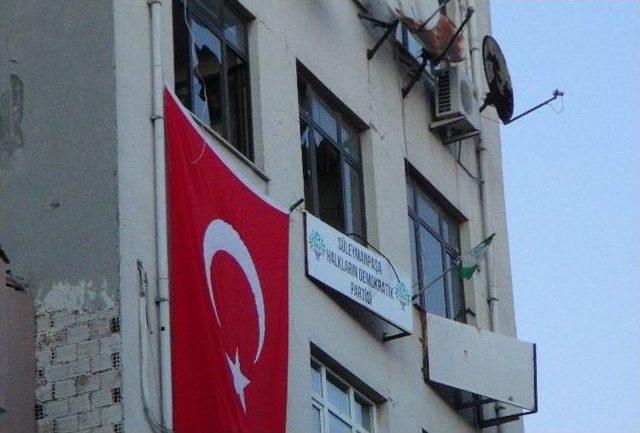 Tekirdağ&rsquo;da Hdp B&uuml;rosuna Saldırı 2
