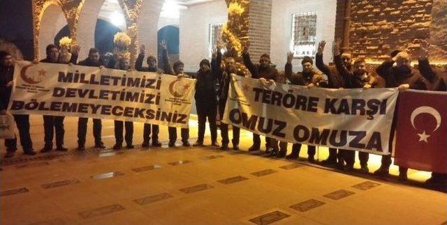 15 Temmuz Gazileri Ve Şehit Yakınları Derneği &Uuml;yeleri Ter&ouml;r&uuml; Lanetledi 1
