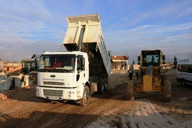 Kırsal Mahallelerde Yol Çalışmaları Sürüyor