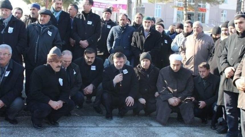 Milletvekili Başer, Şehitler İ&ccedil;in Kur&rsquo;an Okudu