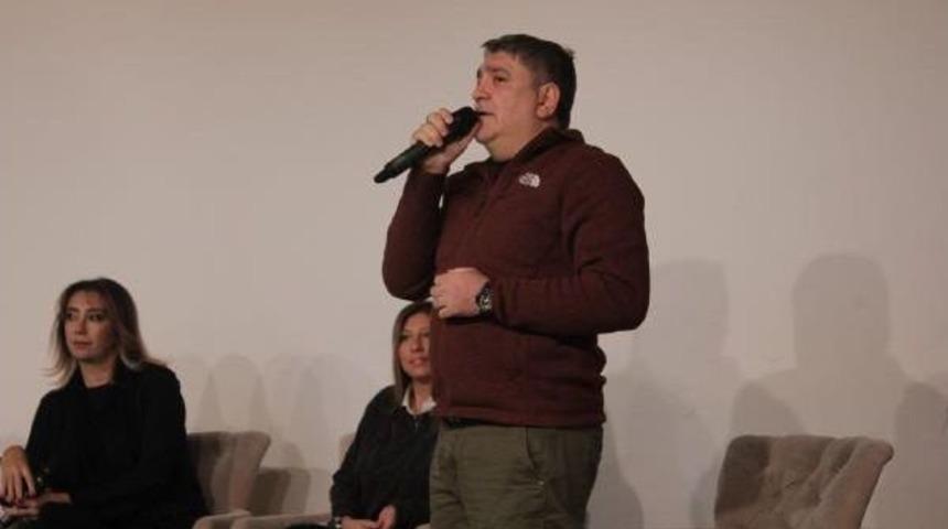 Cem Arslan: Radyo, T&uuml;rkiye&rsquo;De Medyanın Basketbolu