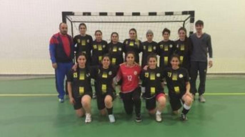 D&uuml; Hentbol Bayan Takımı 1. Lige Y&uuml;kseldi