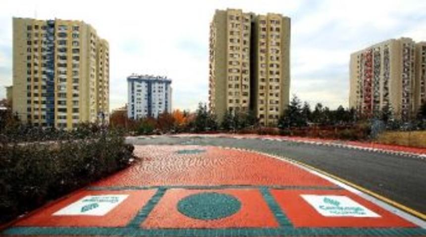 &Ccedil;ankaya Kaldırımlara Renk Kattı