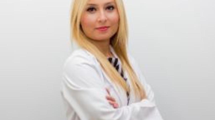 Evde Mutsuz Olan Depresyona Giriyor