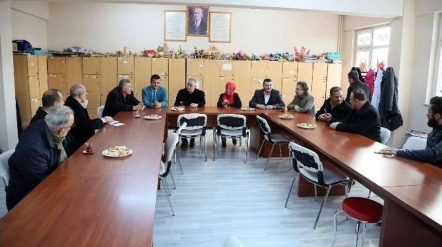 Ey&uuml;p Yeşilpınar&rsquo;da Kalpler Halep İ&ccedil;in Atıyor