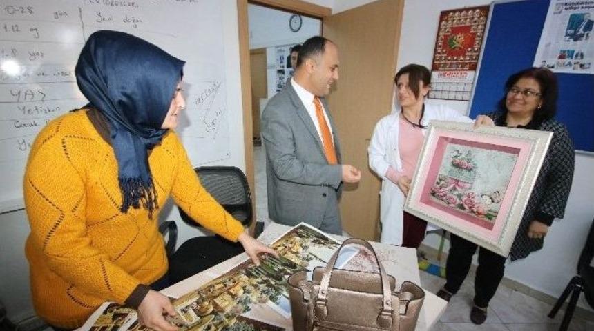 Beyşehirli Hanımlara &ldquo;aile Sanat Ve Eğitim Merkezi&rdquo; M&uuml;jdesi