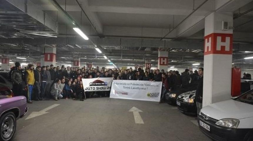 Ter&ouml;r&uuml; Lanetlemek İ&ccedil;in Buluştular