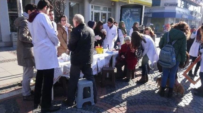 &Uuml;niversite &Ouml;ğrencileri Diyabete Dikkat &Ccedil;ekti