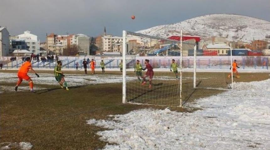 B&ouml;lgesel Amat&ouml;r Lig Temsilcisi Vitraspor Evinde Kazanarak Devreye Moralli Girdi