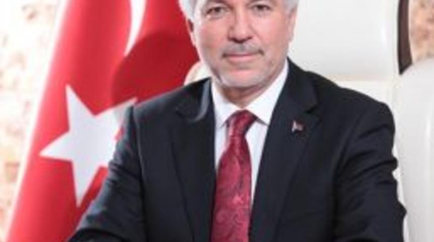 K&uuml;tahya Belediye Başkanı Sara&ccedil;oğlu'ndan Evlilik Kitabı A&ccedil;ıklaması: Hi&ccedil; Şikayet Almadık