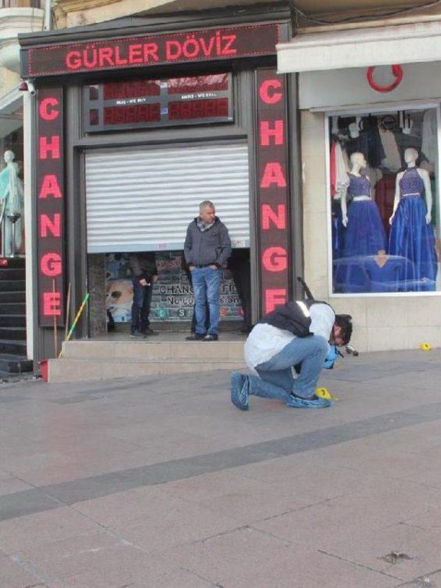 Laleli'de Silahlı Soygun