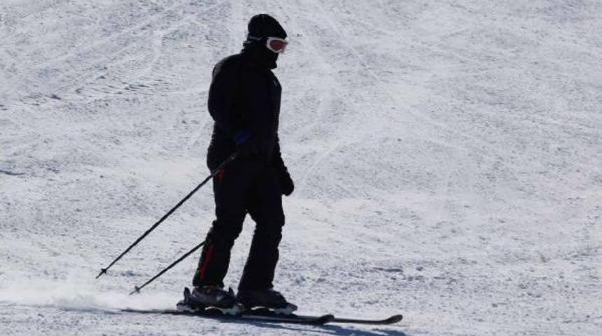 Bing&ouml;l Haserek Kayak Merkezi'nde Sezon A&ccedil;ıldı