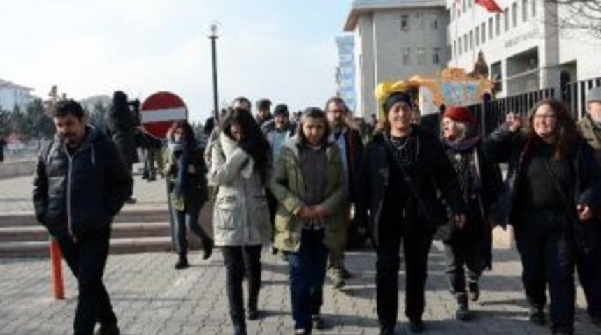 Ethem Sarıs&uuml;l&uuml;k Davasında Karar Verildi