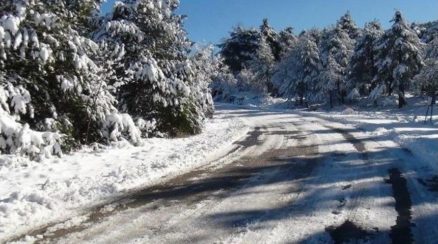 Kapanan Yayla Yolları A&ccedil;ıldı