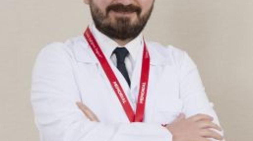 Burun Estetiğini 18 Yaşından Sonra Yaptırın