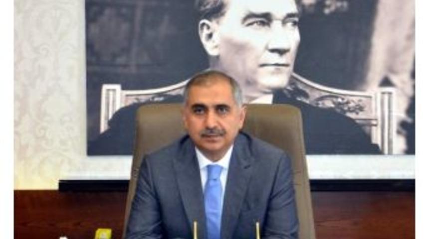 Ko&ccedil;ak; &ldquo;t&uuml;rkiye Dini, Dili Ve Irkına Bakmadan Milyonlara Kucak A&ccedil;mıştır&rdquo;