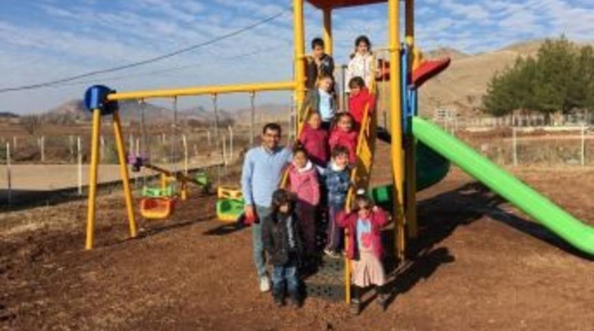 İzmit Belediyesi&rsquo;nden Diyarbakırlı &Ccedil;ocuklara Park