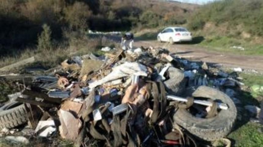 Gebze&rsquo;de Ka&ccedil;ak Atıkla M&uuml;cadele S&uuml;r&uuml;yor