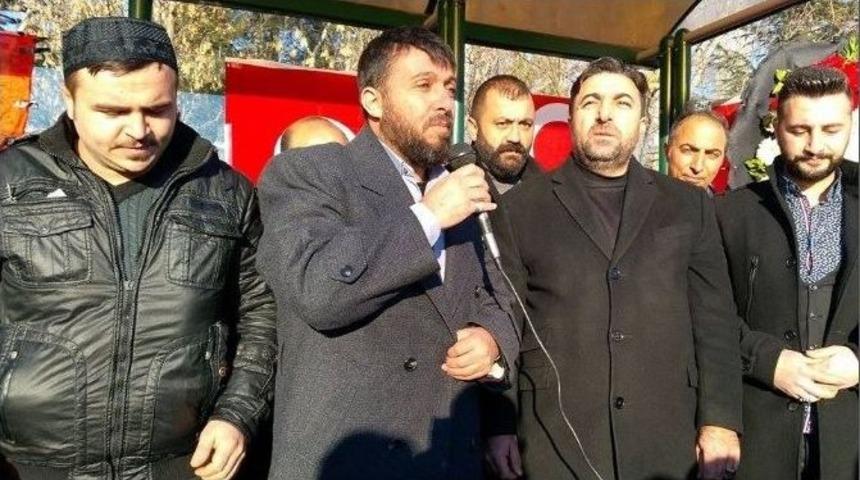 Kayseri Diriliş Başkanları Şehitler İ&ccedil;in Kur&rsquo;an Okudu