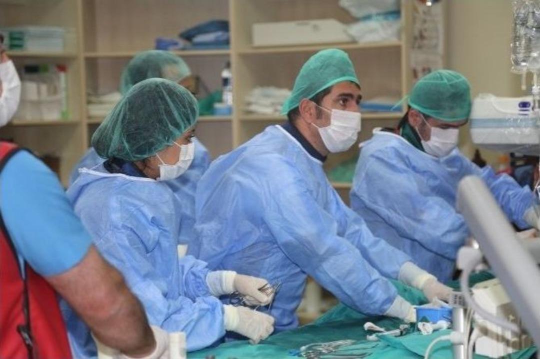 Erzurum Beah Kardiyoloji &Uuml;nitesi Doktorları Tavi İle Kalp Kapağı Değişti