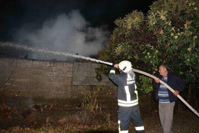 Ortaca&rsquo;da Odunluk Yangını 1