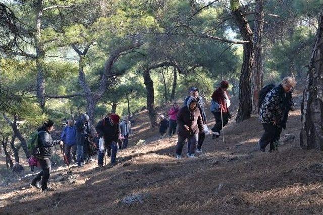 Konyaaltı Belediyesi, 450 Kişiyi Doğayla Buluşturdu