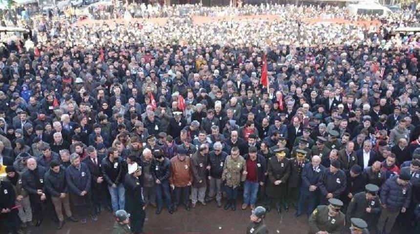 Şehit Komando Er D&ouml;ngel, G&ouml;zyaşları Arasında Toprağa Verildi (2)