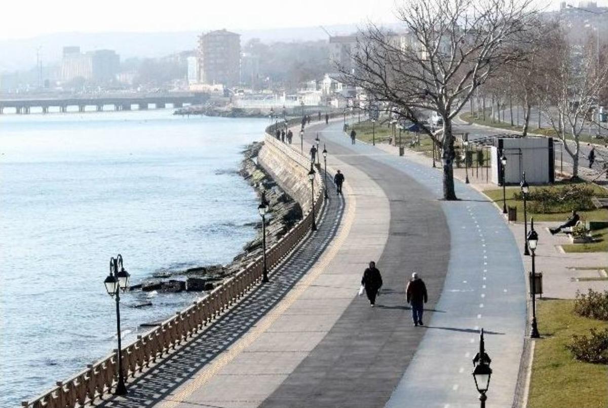 (&ouml;zel Haber) Doğuda Kar Batıda Sahil Keyfi