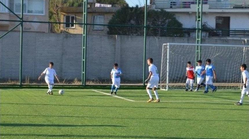 G&ouml;me&ccedil;&rsquo;te Mahalle Ligi Başladı