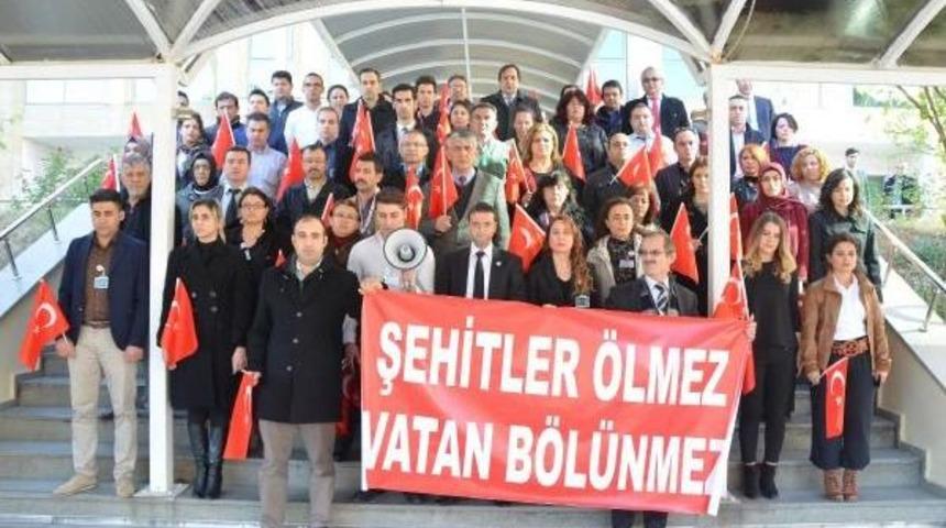 Antalya Adliyesi &Ccedil;alışanları Ter&ouml;r&uuml; Protesto Etti