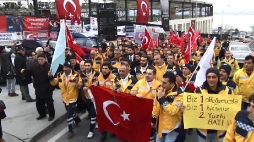 112 Acil &Ccedil;alışanları Şehitleri Andı