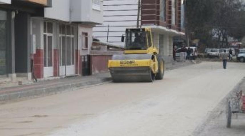 Sarıg&ouml;l&rsquo;de Caddeler Modernleşiyor