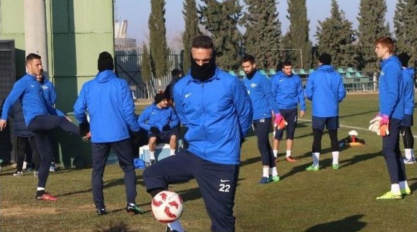 Akhisar Belediyespor&rsquo;da Kupa Hazırlıkları Başladı