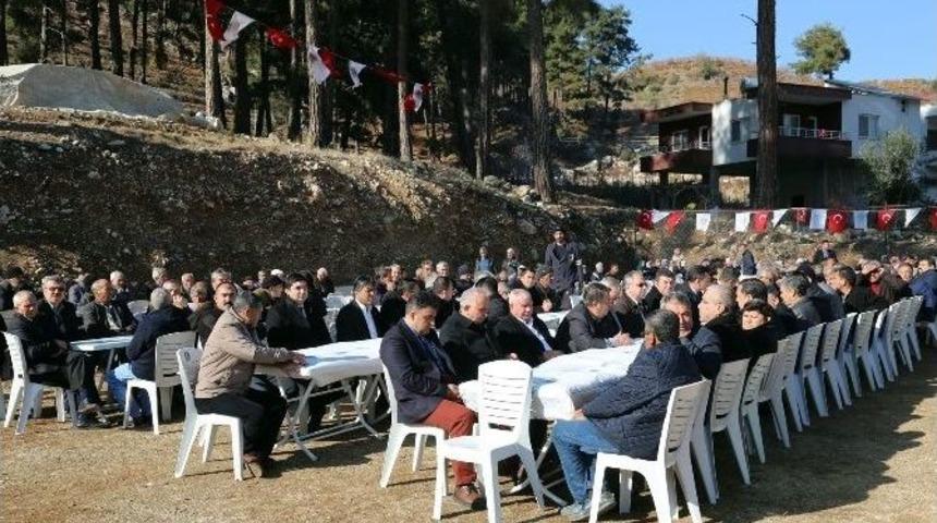 Mahalleye D&ouml;n&uuml;şen K&ouml;ylerden Belediyelere Hizmet Teşekk&uuml;r&uuml;