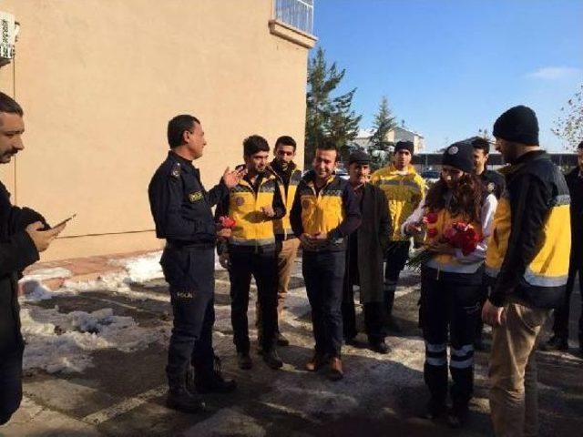 Malatya'da Sağlıkçılardan Polislere Destek Ziyareti