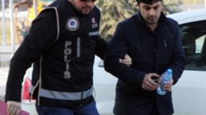 Bolu&rsquo;da Fet&ouml;&rsquo;n&uuml;n Esnaf Abisi Olduğu İddia Edilen Şahıs Yakalandı