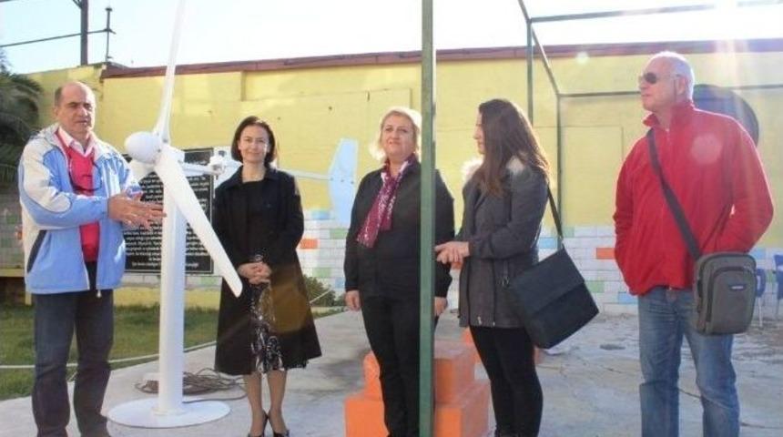 &Ouml;ğrencilere Yenilenebilir Enerji Sistemlerini Anlattılar