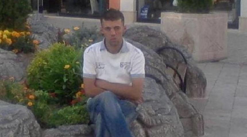 Bakımını Yapmak Istediği Kule Vin&ccedil;teki Kazada &Ouml;ld&uuml;