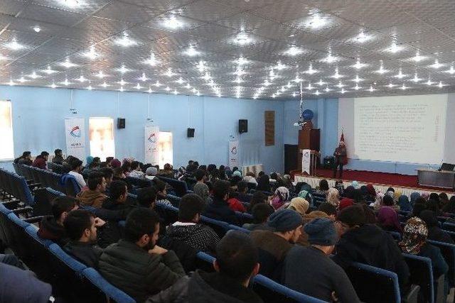 Ağrı’da ‘iletişim Teknolojileri Ve Gençlik’ Konferansı