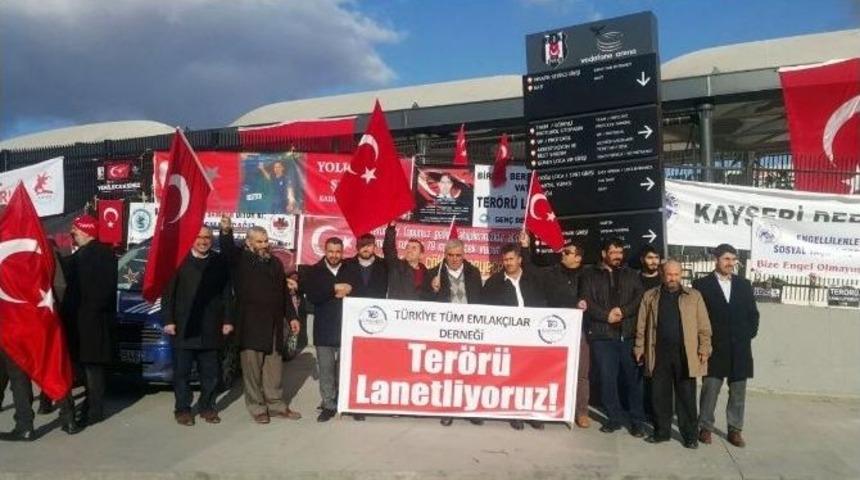 Emlakçılardan Şehitler Tepesi’ne Ziyaret