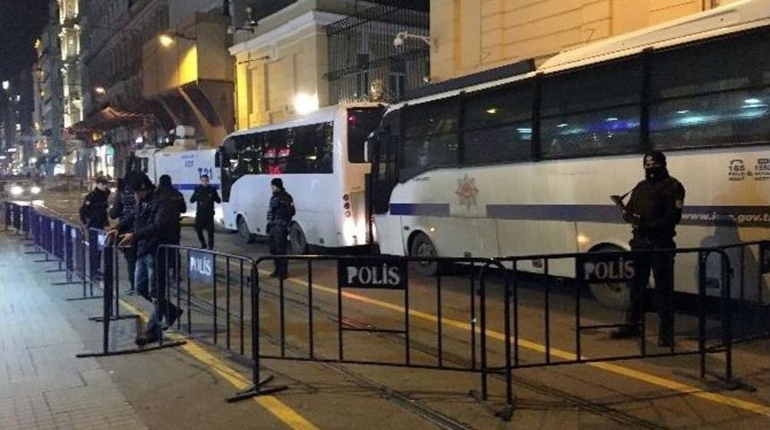 Rusya&rsquo;nın İstanbul Başkonsolosluğunda &Ouml;zel Harekatlı &Ouml;nlem