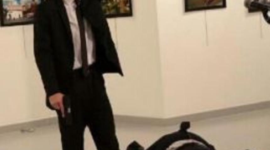 Rus B&uuml;y&uuml;kel&ccedil;i Karlov, Silahlı Saldırıda &Ouml;ld&uuml;r&uuml;ld&uuml;