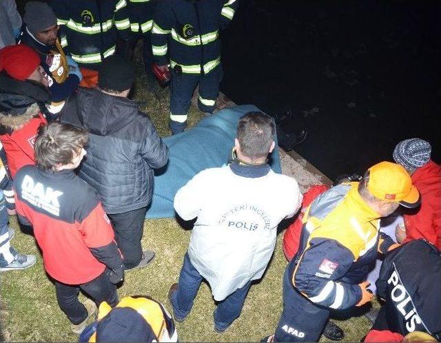 Porsuk &Ccedil;ayı&rsquo;na D&uuml;şen Gen&ccedil; Hayatını Kaybetti 1