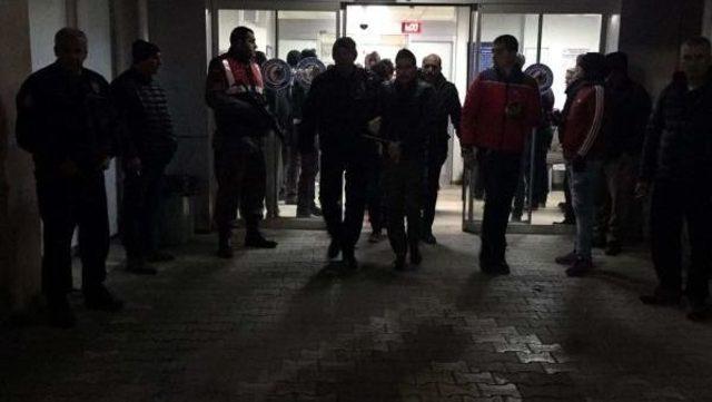 Afgan Gen&ccedil;ler Iki Arkadaşlarını Gasp Ettiler 1